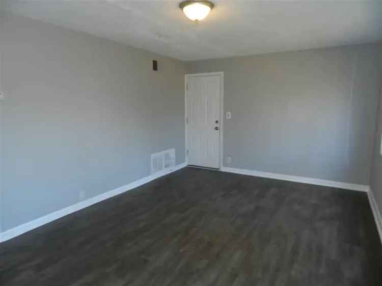 Rent 3 Bedroom Apartment Unit in Westland with New Kitchen and Bath