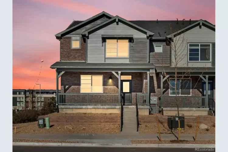 Buy Townhome in A Modern Style with Energy Efficiency Features