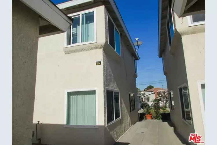 Buy 4 Unit Building in San Pedro with Upgrades and Great Potential