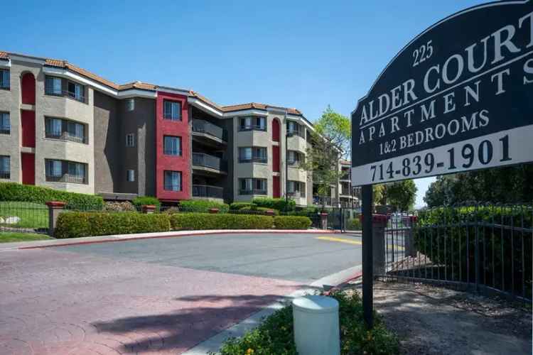 Rent Alder Court Apartments in a Gated Community with Pool and Spa