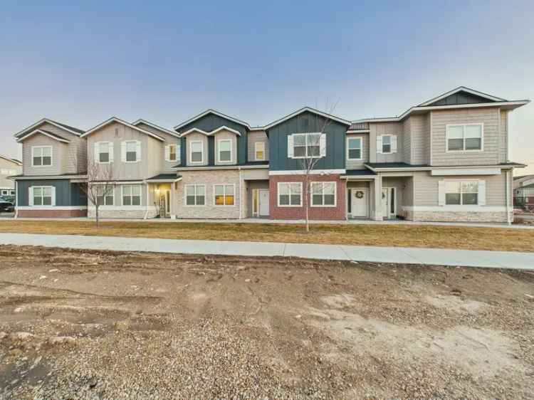 Rent 3 Bedroom Townhomes in Nampa Idaho with Modern Features