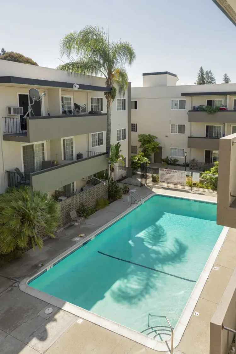 Rent Apartments in Hayward with Modern Amenities and Serene Courtyards