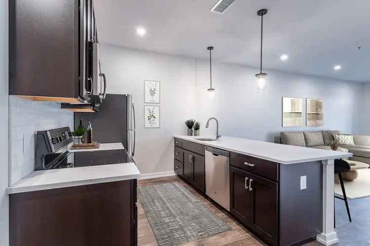 Rent Apartment at Butler Square with Unique Features for Easy Living