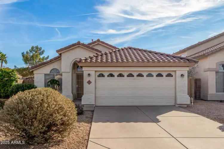 Buy single-story house in Gilbert with 3 bedrooms and family-friendly features