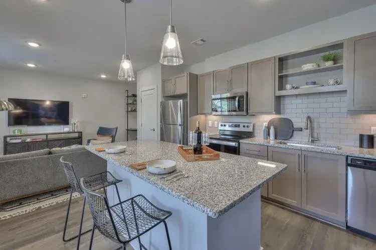 Rent Spacious Apartments in East Nashville with Modern Amenities