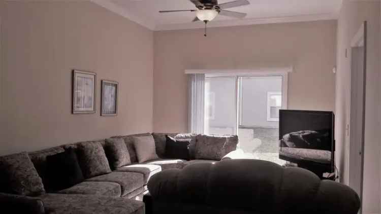 Rent Apartment Downstairs Unit in Jacksonville with Upgrades