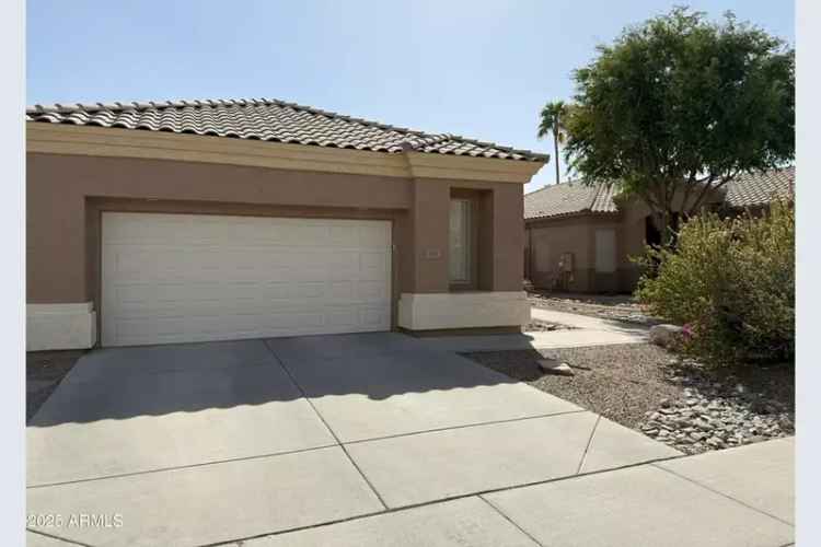 For Sale: Rare Single Level Home with Pool in Chandler School District