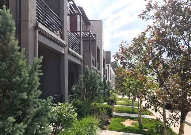 Townhouse for Rent in Denver with Modern Features and Amenities