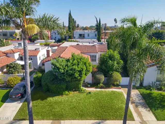 House For Sale in 1144, Alvira Street, Los Angeles, California