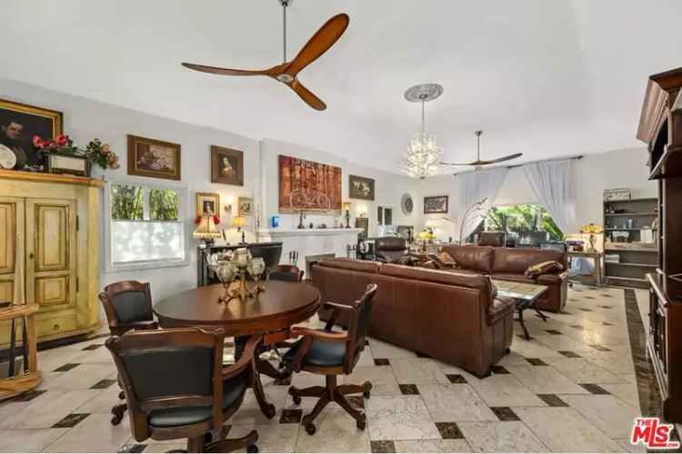 House For Sale in West Hollywood, California