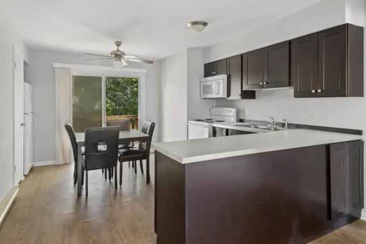 Rent Apartments in Canden Crossing with Modern Finishes and Great Amenities