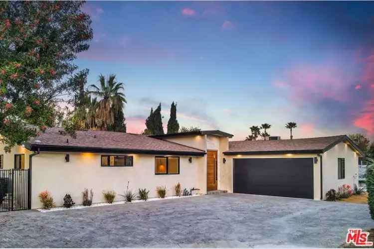 House For Sale in 5709, Wallis Lane, Los Angeles, California