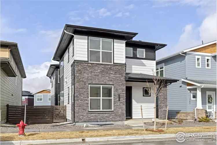 Buy exquisite home in Downtown Superior with luxury features and amenities