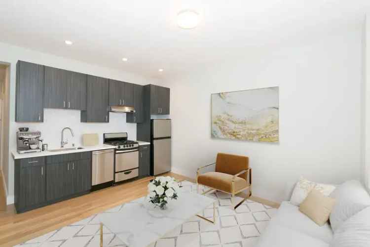 Rent Apartment in Nob Hill with Stunning Bay Views and Pet-Friendly Features