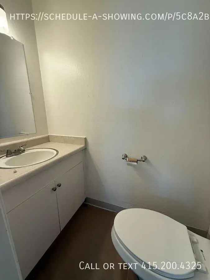 Rent Beautiful Apartment Unit with 2 Bedrooms in Watsonville