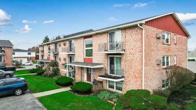 Rent Spacious Apartments at East Towne in Lockport NY