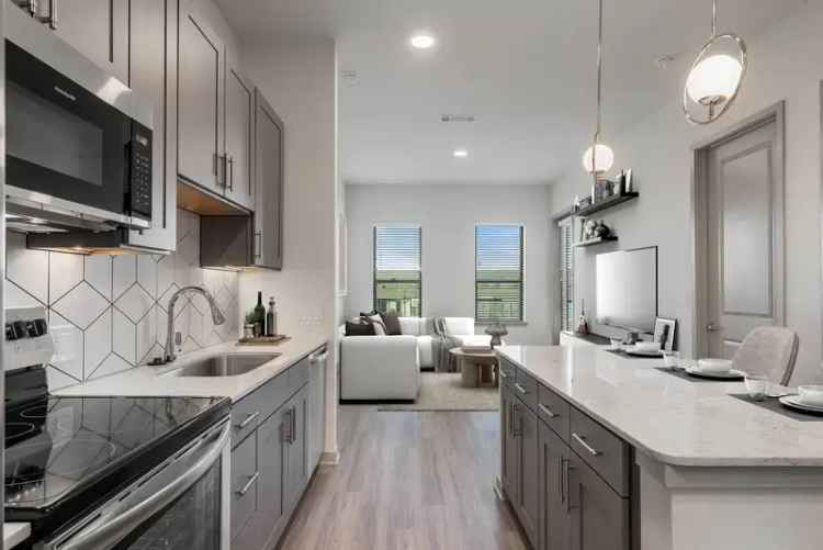 Rent Apartments in Irving with Upscale Modern Living Experience