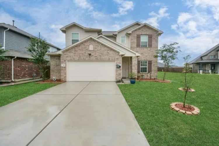 Buy Newly Built Home with 4 Bedrooms and Game Room in a Family-Friendly Community