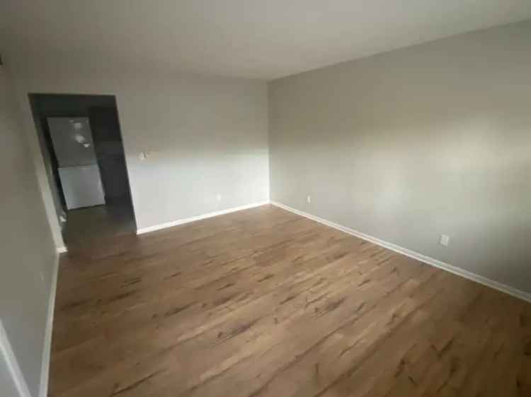 Rent Apartment Unit in Quiet Neighborhood with Modern Amenities