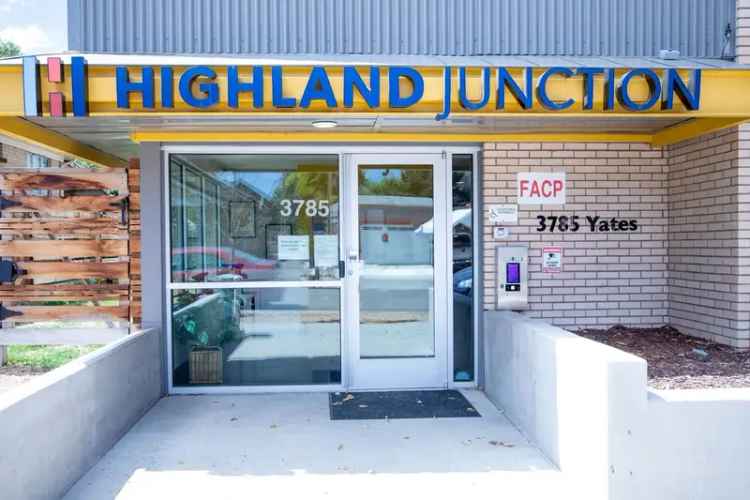 Rent Denver Apartments with Modern Amenities at Highland Junction