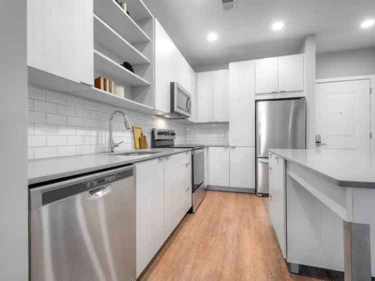 Rent Apartments in Rockville with Modern Finishes and Amenities