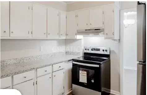 Rent 3 Bedroom Home with Air Conditioning in American Avenue