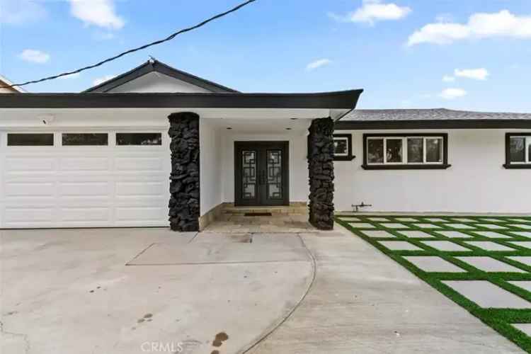 Buy 3 Bedroom House in Panorama City with Pool and Updated Features