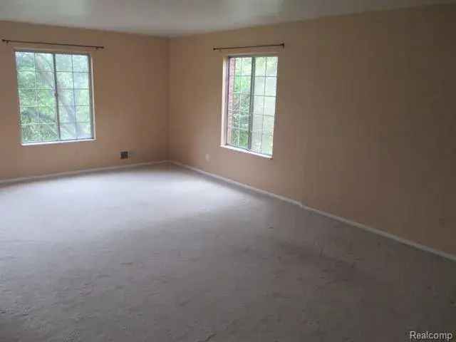 2 Bedroom 2 Bath Condo for Rent with Amenities in Birmingham