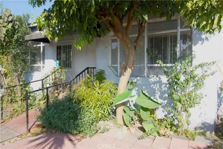 House For Sale in 657, East 92nd Street, Los Angeles, California