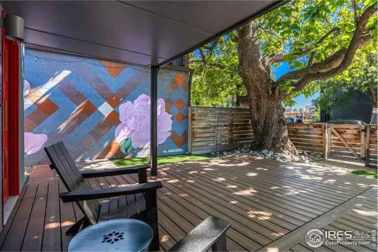 Buy Bungalow in Boulder with Unique Features and Stunning Views