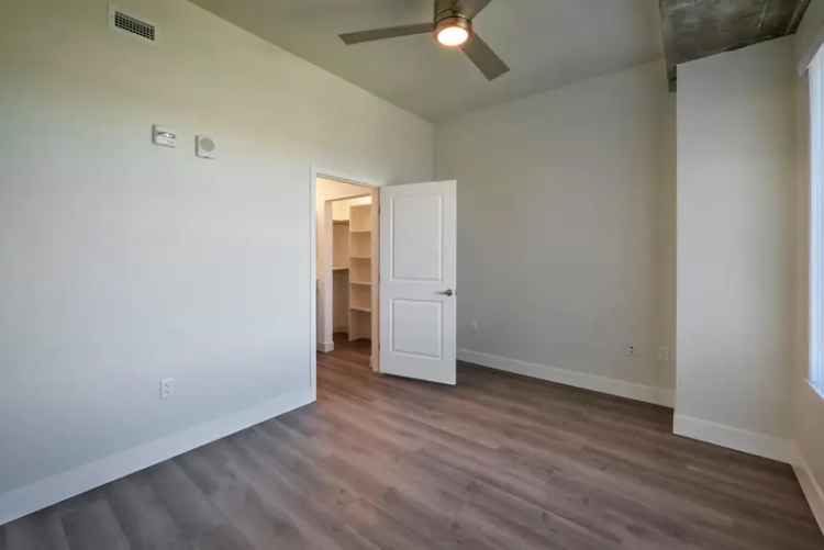 Rent Apartments Near Lakewood with Amazing Views and Art Installations