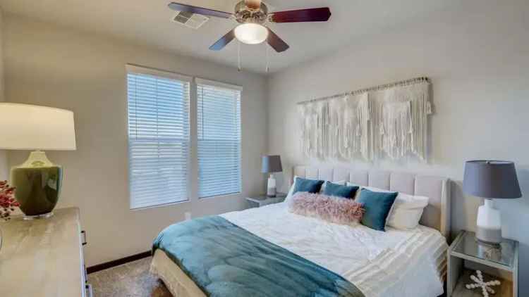 Rent Apartments in Mesa with Luxurious Amenities and Community Features