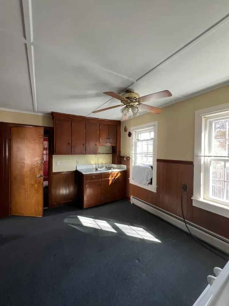 Rent Spacious Apartment in Plymouth with Off-Street Parking and Laundry