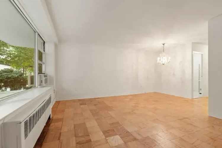 Rent Spacious Studio Apartment in Beacon Hill with Great Amenities