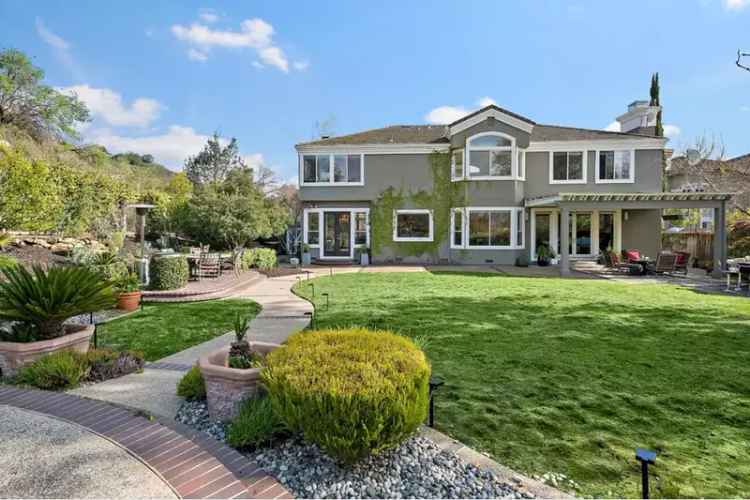 Buy House in Almaden with Private Backyard and Chef's Kitchen