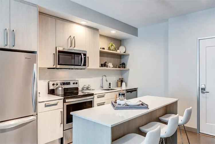 Rent Apartments at Velo Forest Hills with City Views and Luxury Finishes