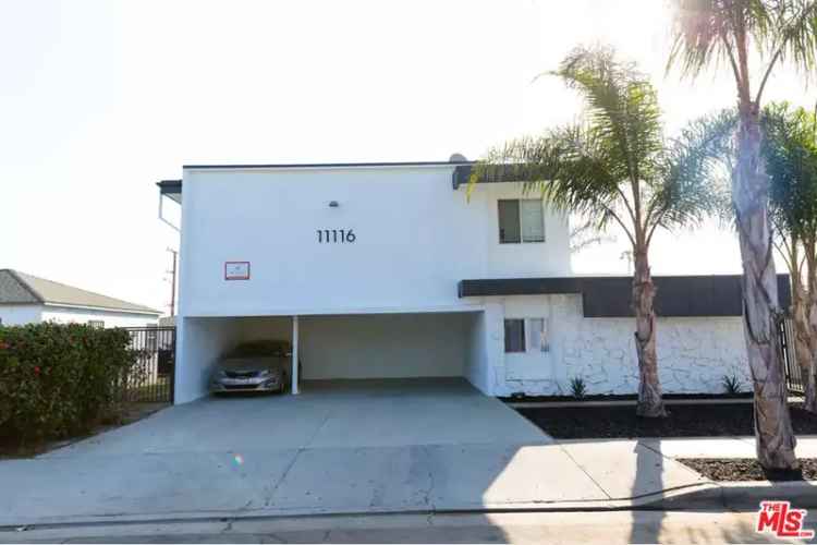 House For Sale in 11116, Berendo Avenue, California