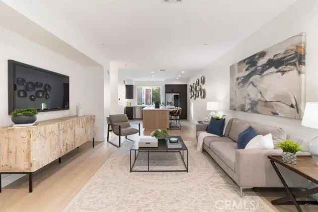 House For Sale in 262, Rockefeller, Irvine, California