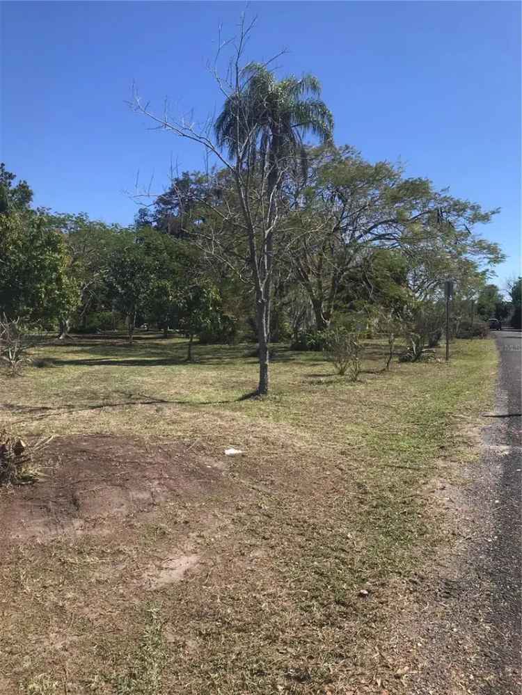 Land For Sale in 5311, 24th Street Court East, Bradenton, Florida