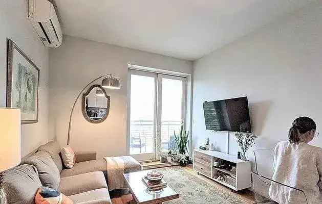 Rent Gorgeous 2 Bedroom Apartment Unit with Private Terrace