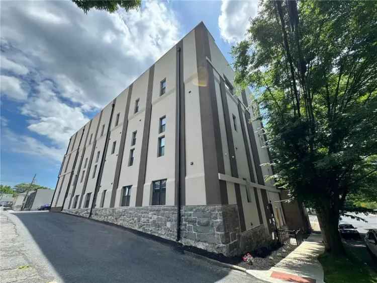 Rent Loft Style Apartment Near Monocacy Creek in Bethlehem