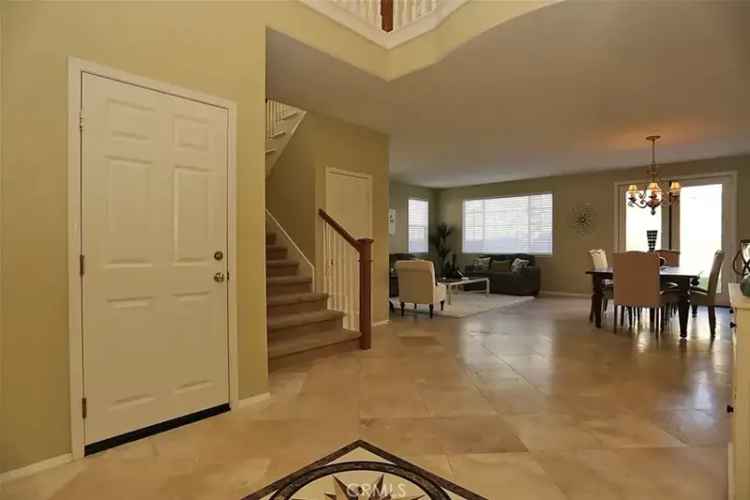 Buy beautiful home with 4 bedrooms and office in Fairways community Redhawk