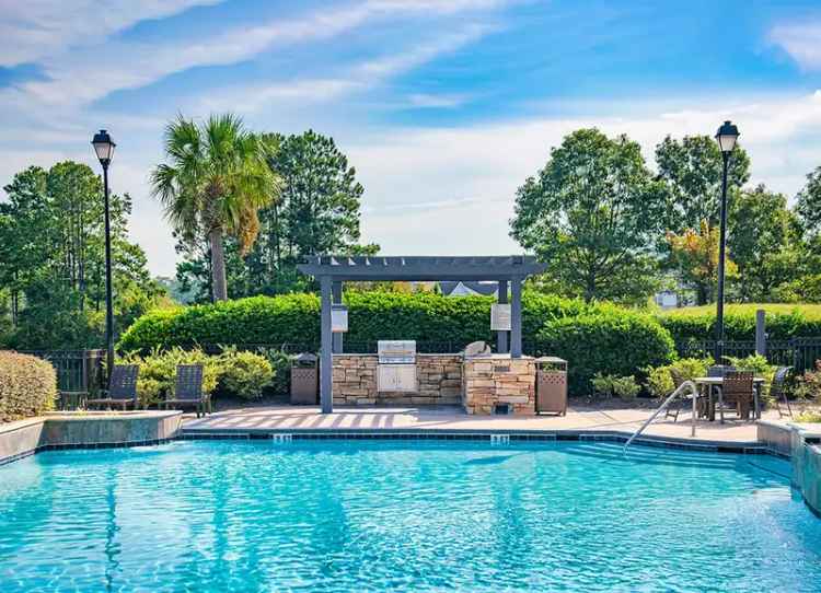 Rent Luxury Apartments in Savannah with Resort Amenities