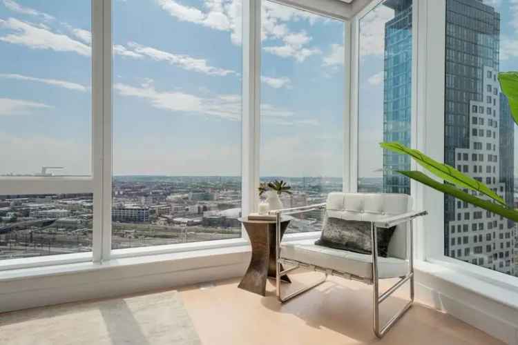 Rent Apartment Unit in Long Island City with Luxury Amenities