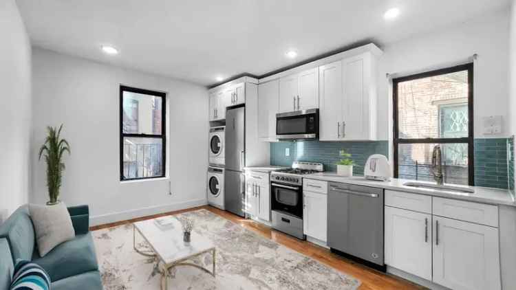 Rent 3 Bedroom Apartment in Washington Heights with Dream Kitchen