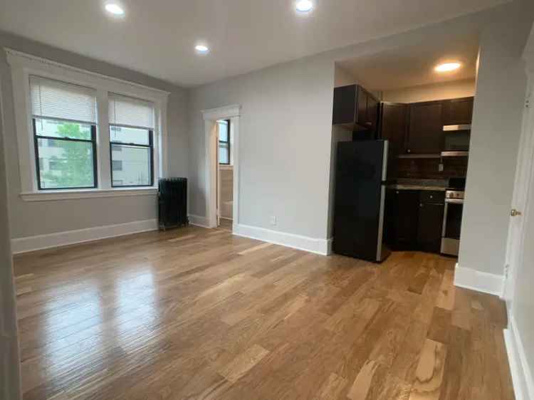 Rent Studios with Heat and Hot Water Included Near Colleges