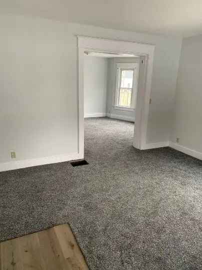 Rent Apartment Unit in Fort Wayne with 2 Bedrooms and Historic Charm