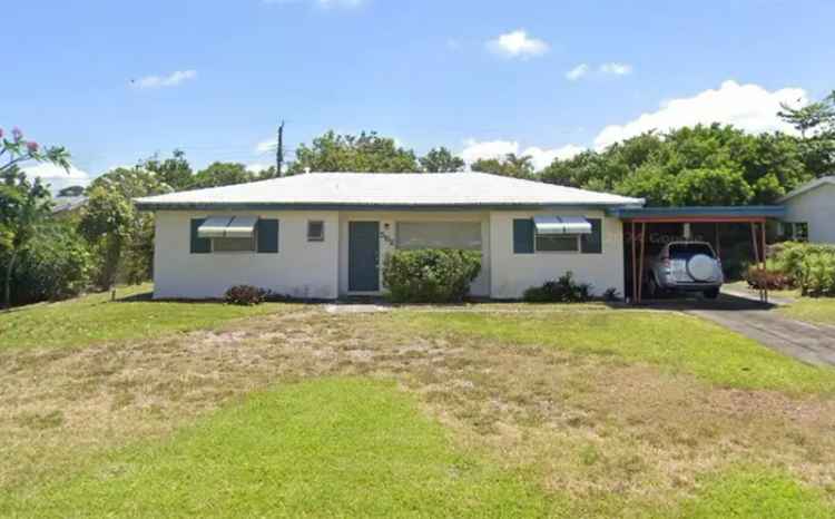 House For Sale in Delray Beach, Florida