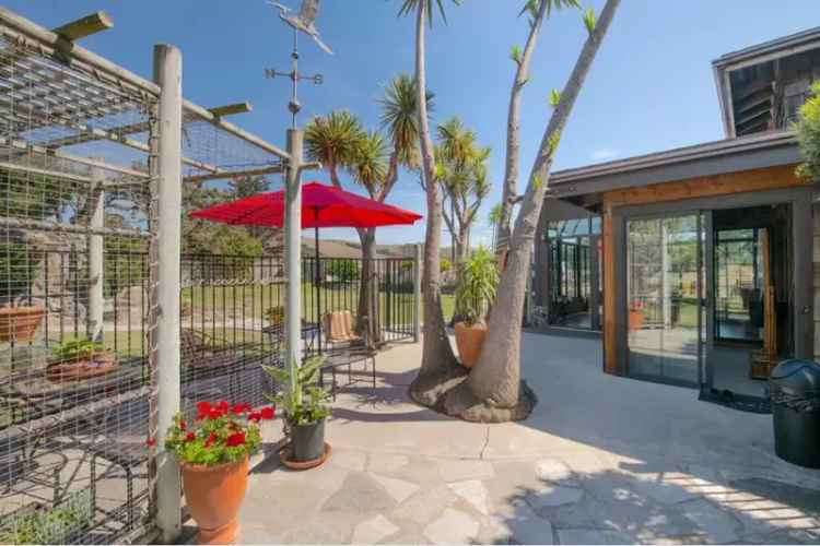 House For Sale in 575, Dolores Avenue, Half Moon Bay, California