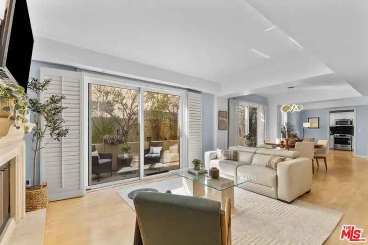 House For Sale in 11932, Goshen Avenue, Los Angeles, California